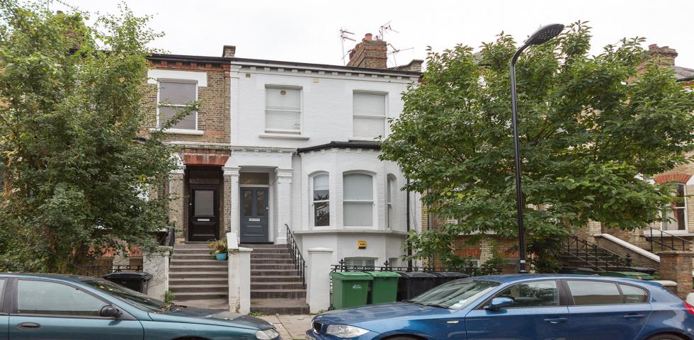 			Studio Apartment, 1 bath, 1 reception Studio			 Kingsgate Road, WEST HAMPSTEAD